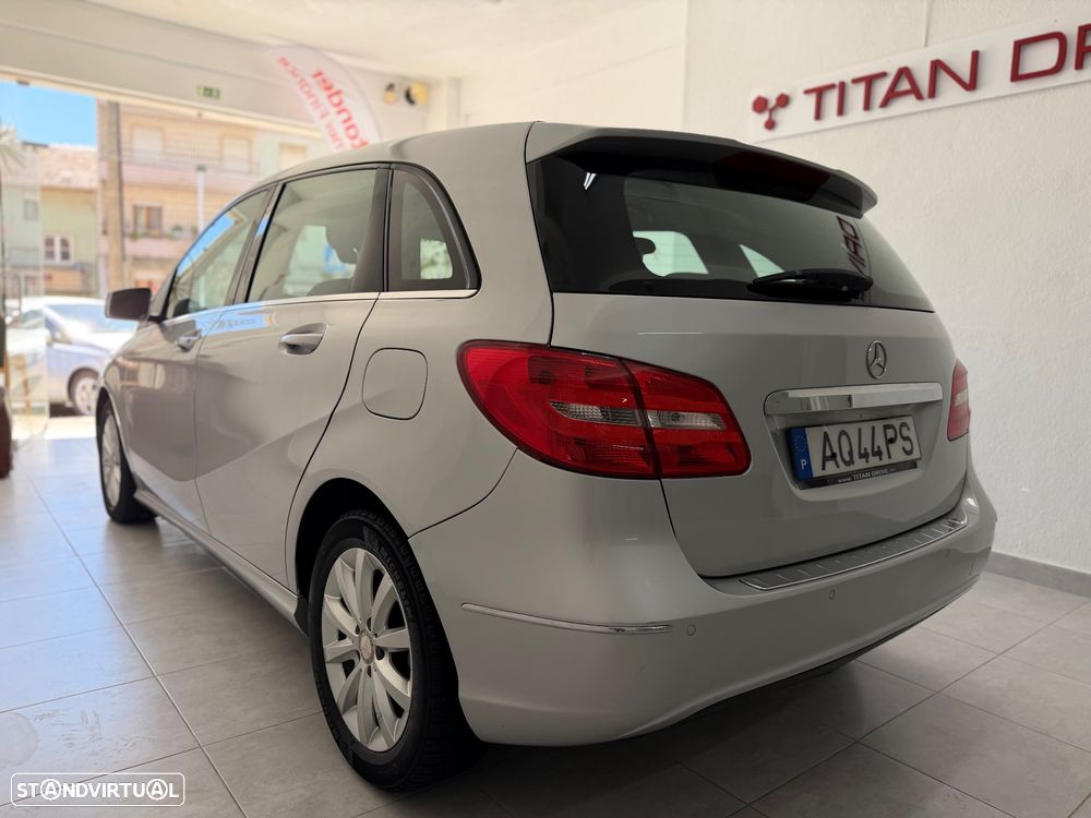 Mercedes-Benz B 180 (CDI) d 7G-DCT Urban - 4