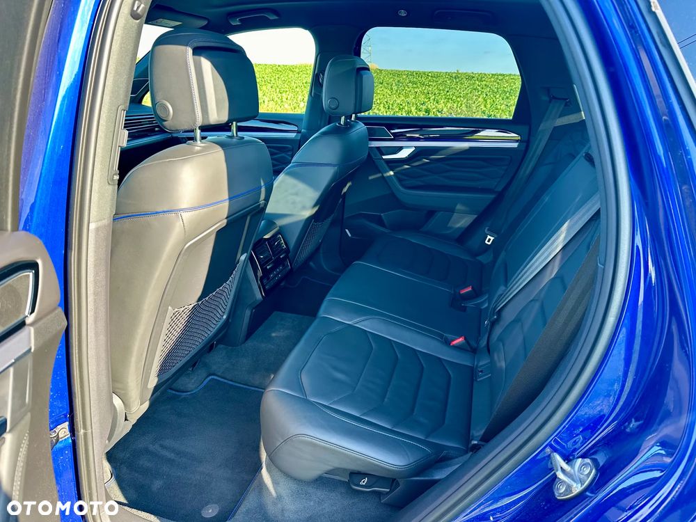 Volkswagen Touareg 3.0 V6 TFSI Plug-In Hybrid 4Motion R - 26