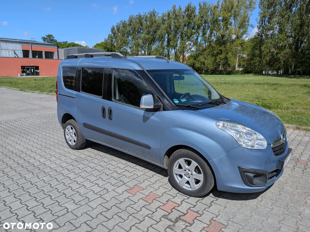 Opel Combo 1.6 CDTI Cosmo - 2