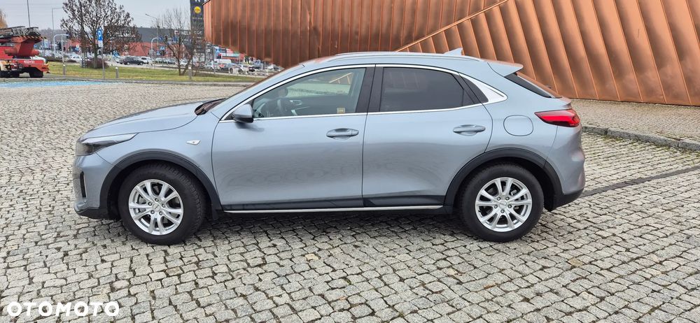 Kia XCeed 1.5 T-GDI M - 2