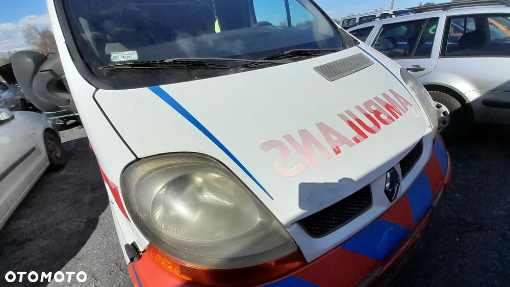 RENAULT TRAFIC II MASKA POKRYWA PRZEDNIA PRZÓD nr. 93/3 - 3