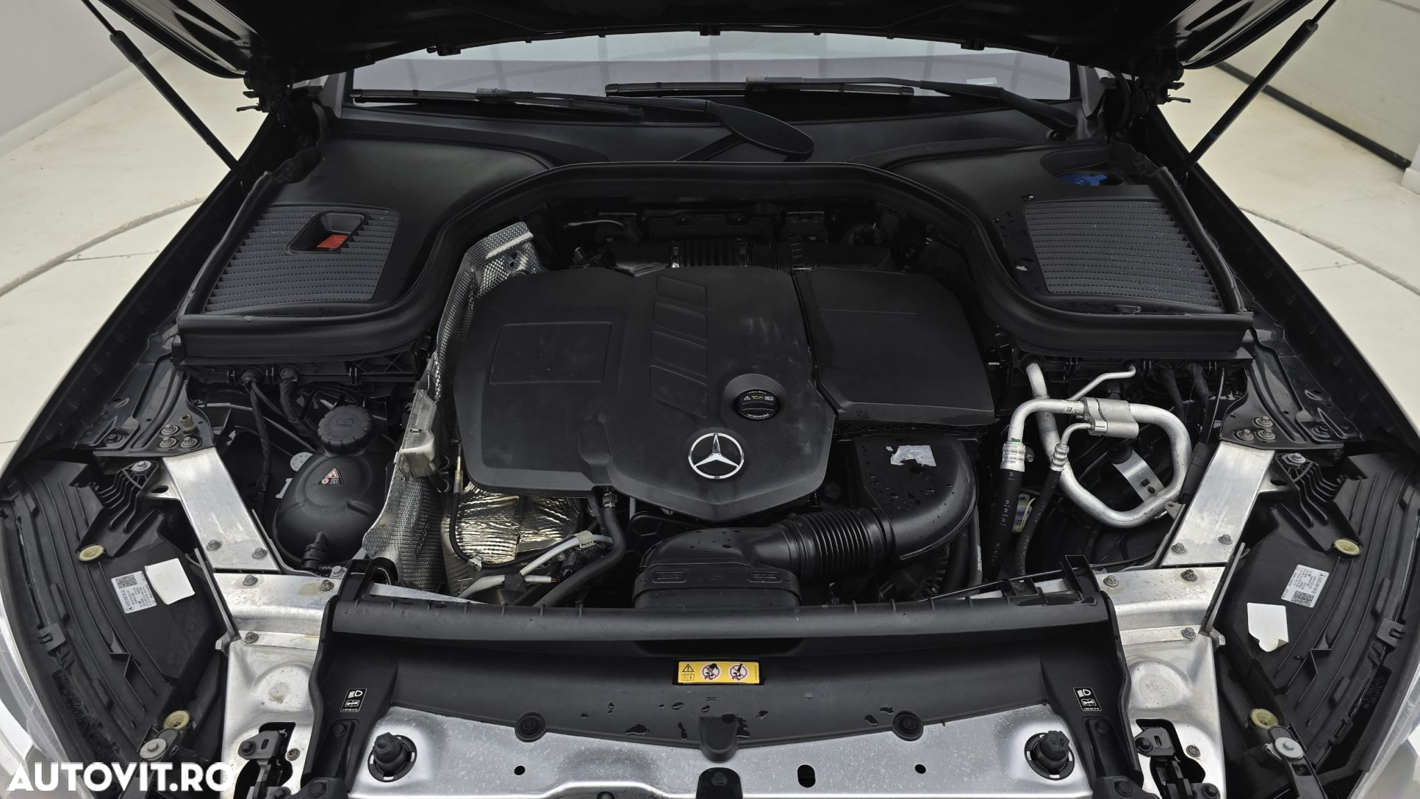 Mercedes-Benz GLC 220 d 4MATIC - 24