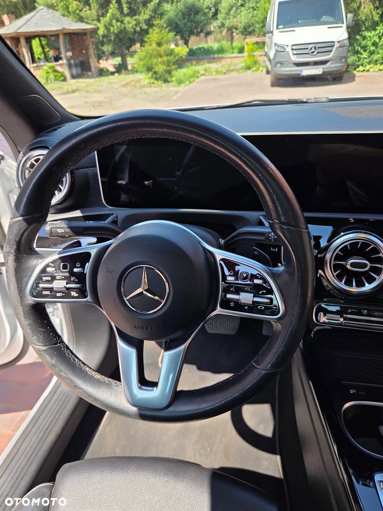 Mercedes-Benz CLA 250 Progressive 7G-DCT - 20