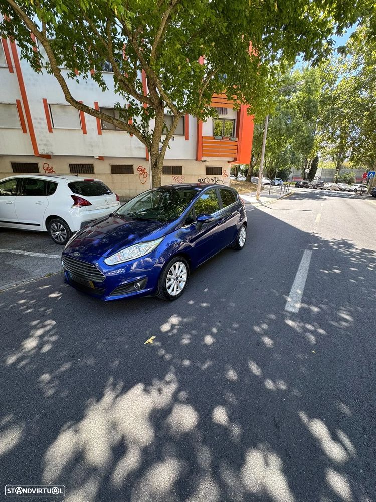 Ford Fiesta - 8