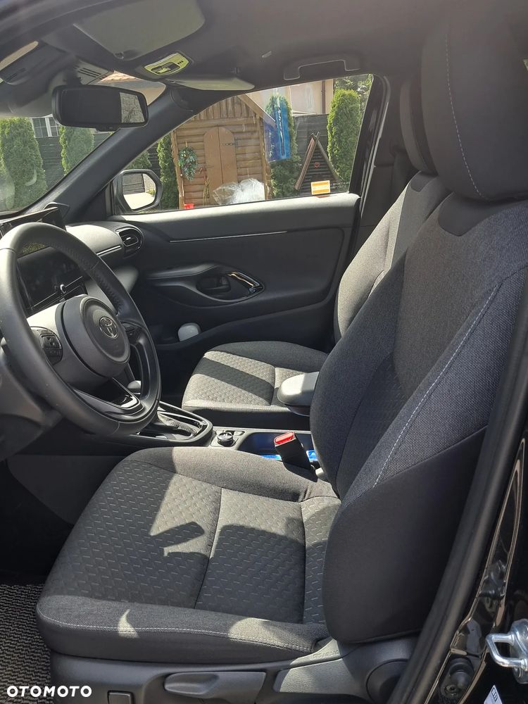 Toyota Yaris Cross - 19