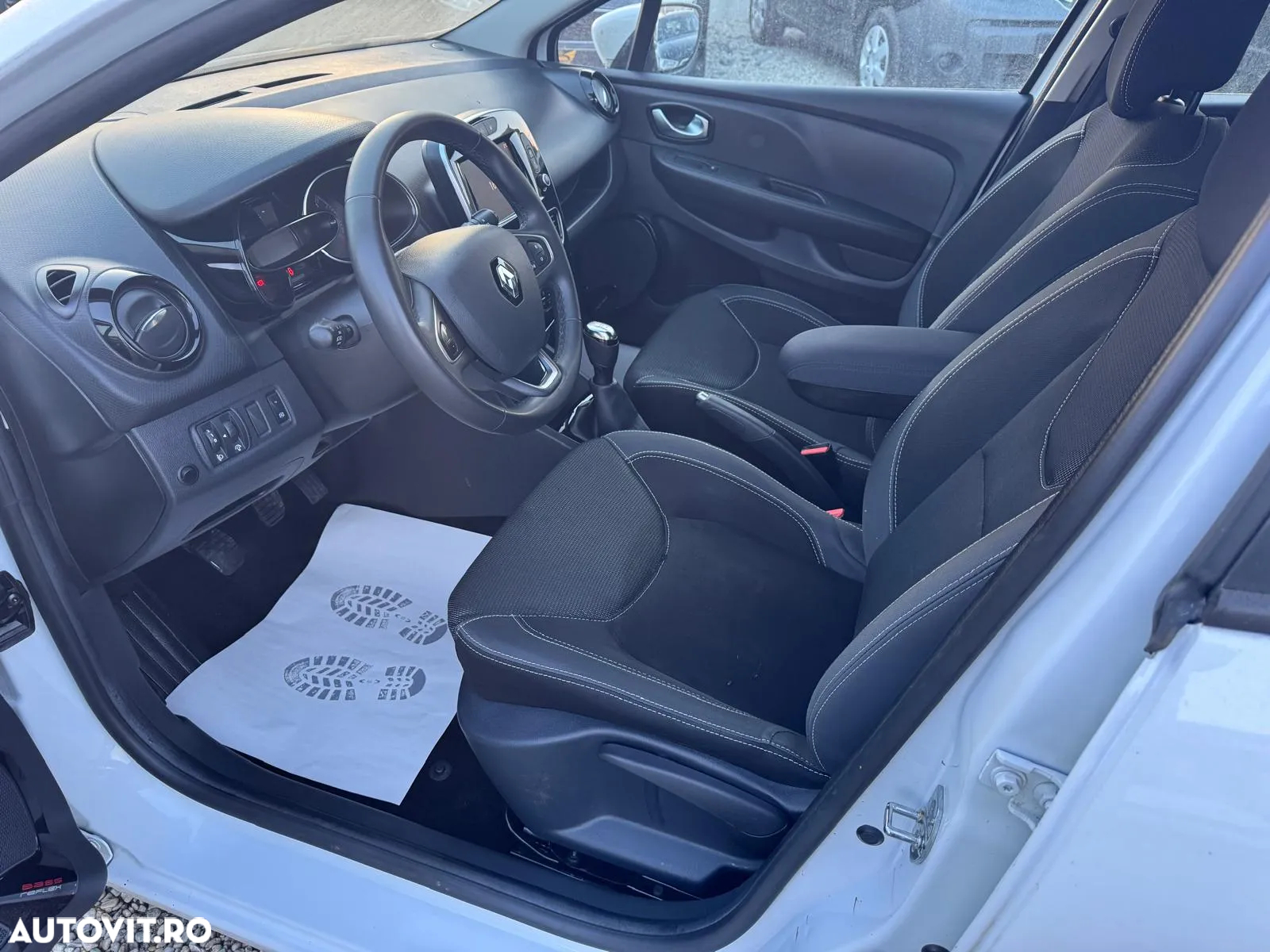 Renault Clio IV Energy dCi Zen - 9