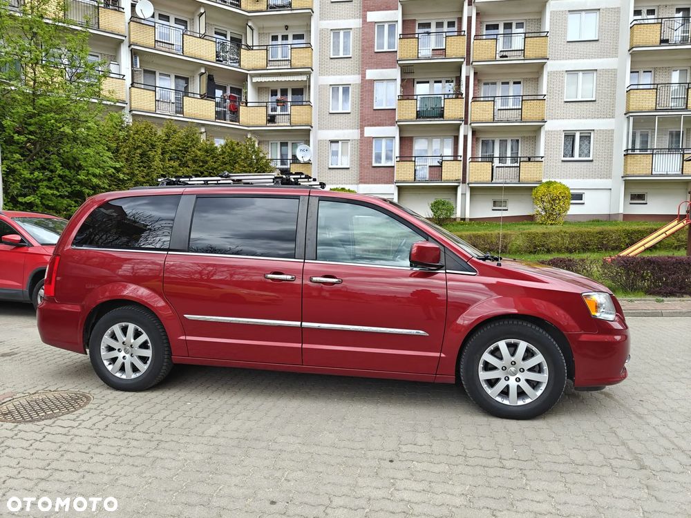 Chrysler Town & Country 3.6 Touring - 4