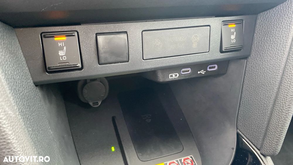 Toyota Yaris Cross 1.5 VVT-i HSD 116 4x2 HEV Dynamic - 14