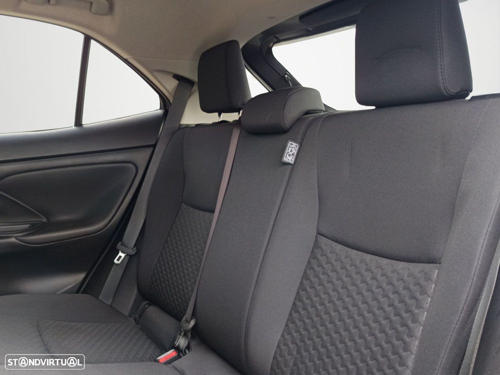 Toyota Yaris Cross 1.5 HDF Comfort Plus - 31