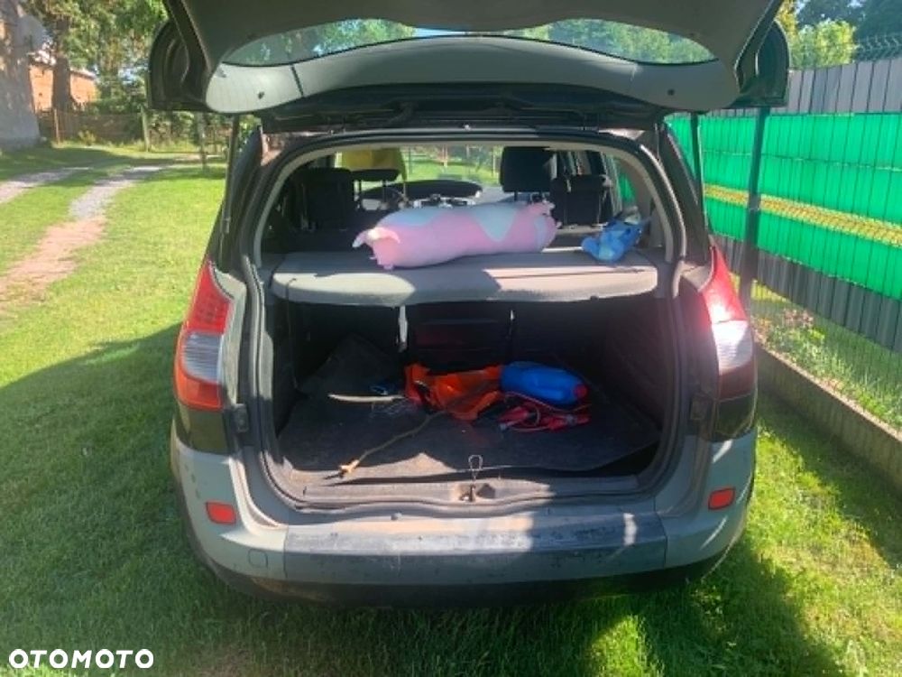 Renault Scenic - 7