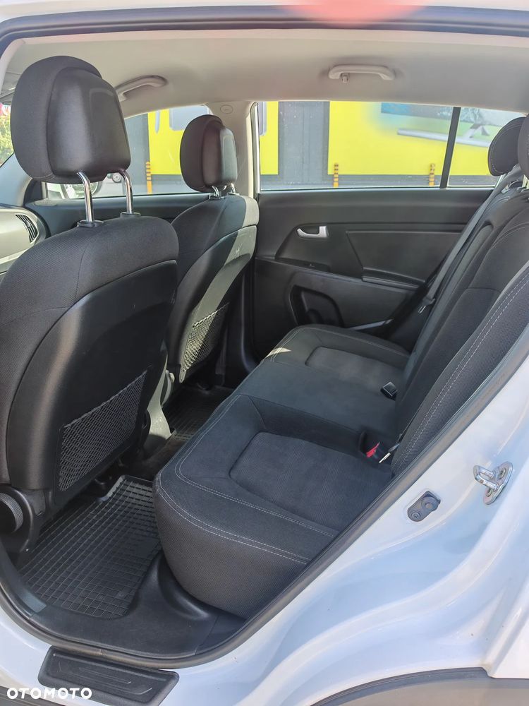 Kia Sportage 1.7 CRDI 2WD Vision - 11