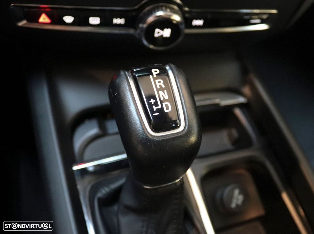 Volvo V60 2.0 D4 Inscription Geartronic - 35