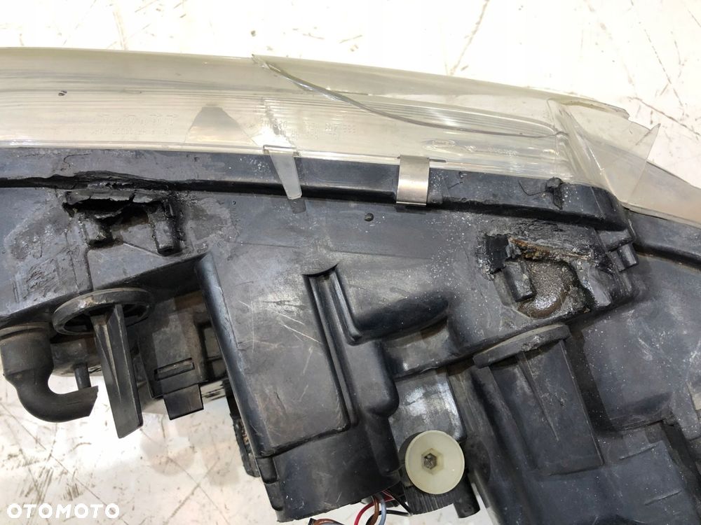 bmw 7 e65 lampa prawy przód przedlift 4,4i - 4