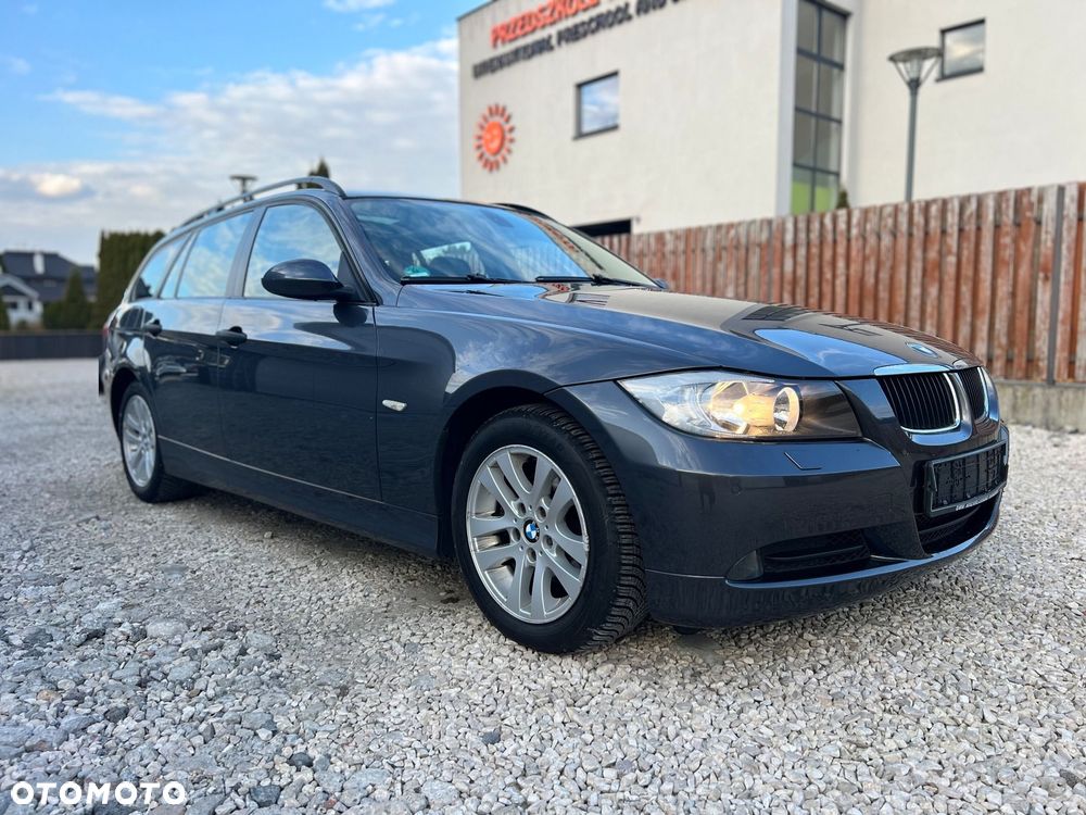 BMW Seria 3 320d - 5