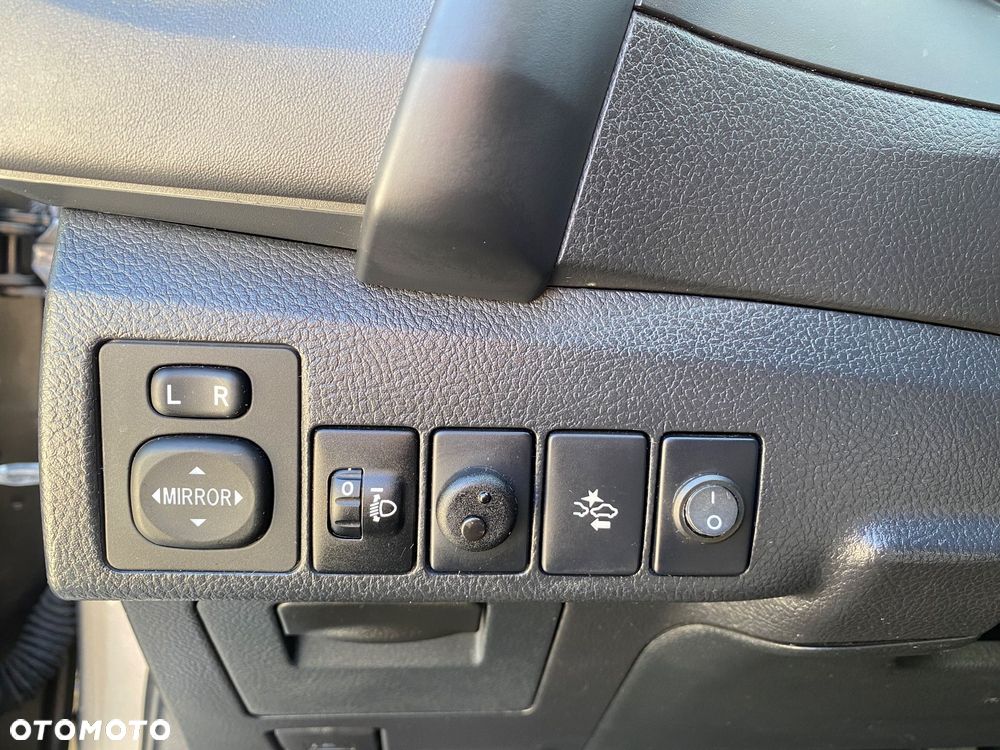 Toyota Auris 1.6 Premium - 35