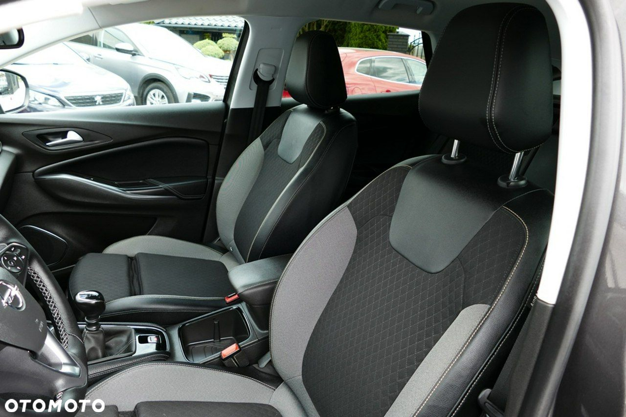 Opel Grandland X 1.2 T GPF Design Line S&S - 15