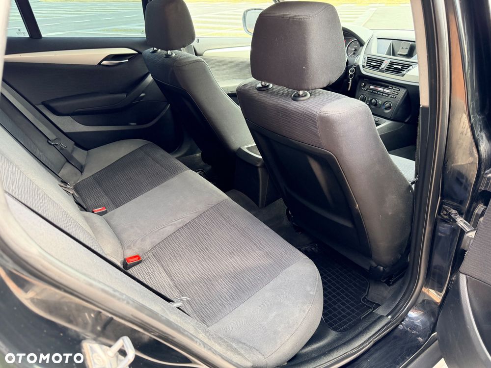 BMW X1 sDrive18d - 16