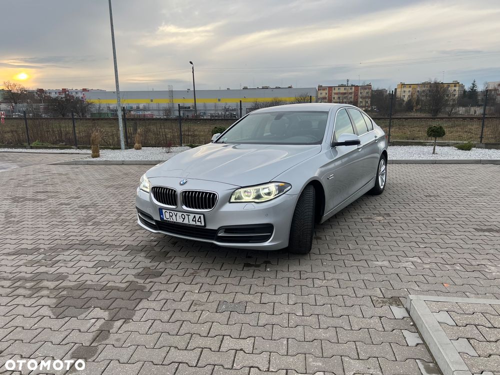 BMW Seria 5 520d - 5