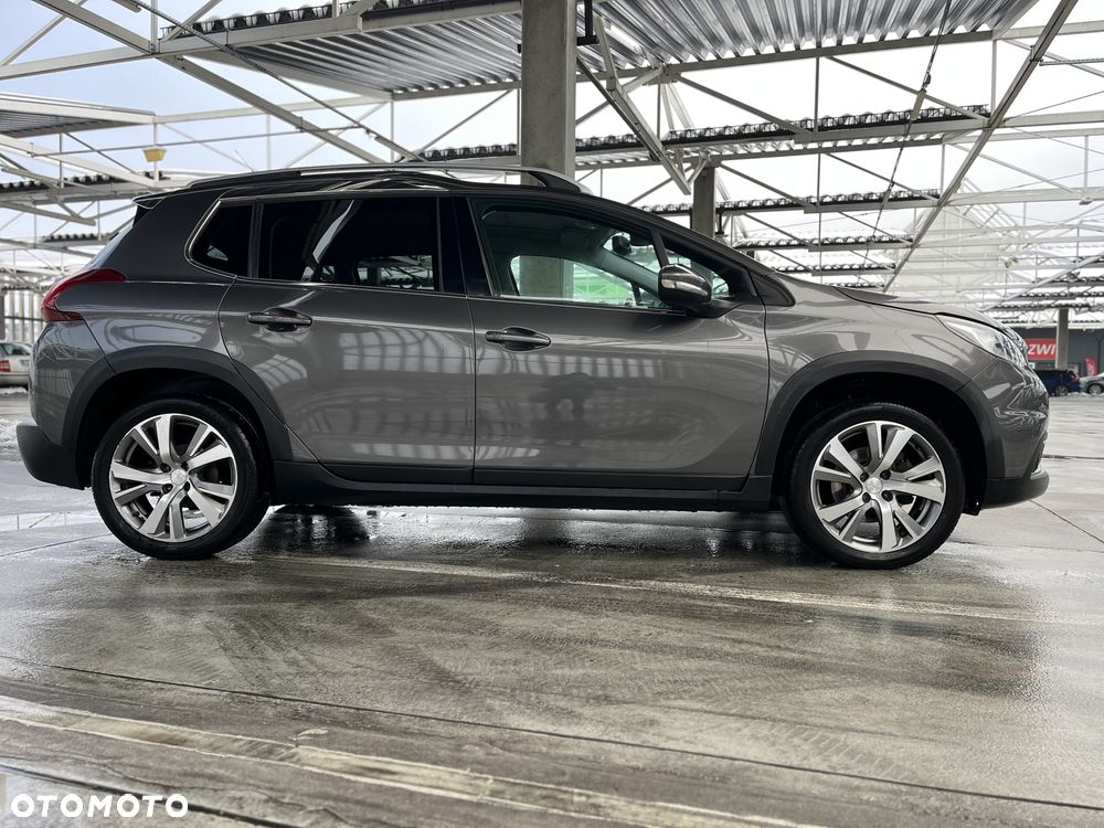 Peugeot 2008 PureTech 110 Stop&Start EAT6 Allure - 5