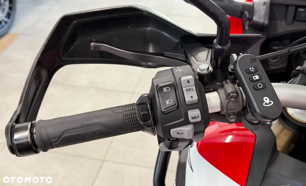 Honda CRF - 7