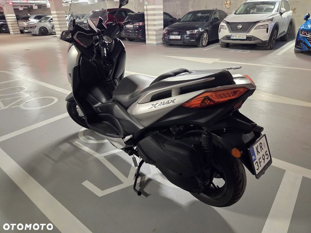 Yamaha X-max - 21