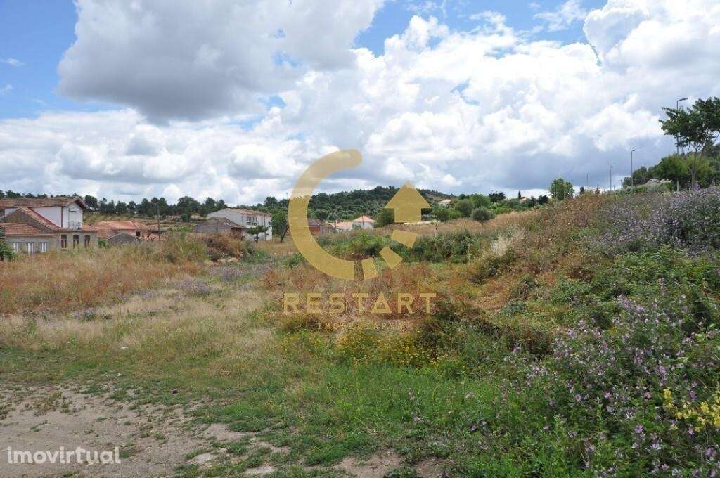 Vendo Lote para construção de moradia unifamiliar em Loteamento aprova - Grande imagem: 2/18