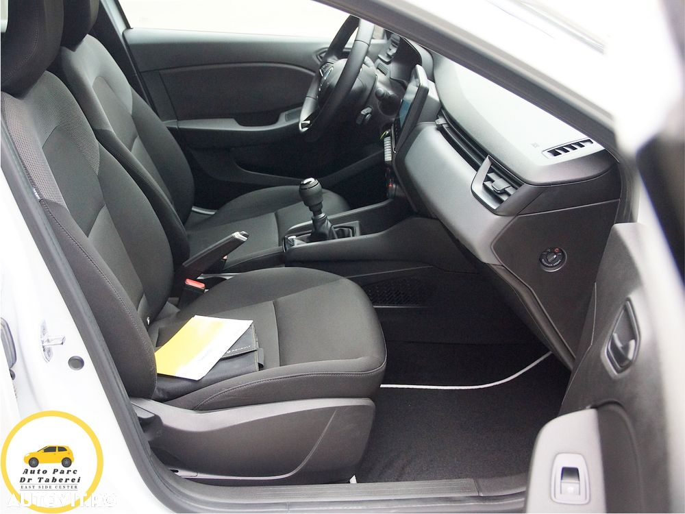 Renault Clio V TCe 90 Evolution - 28