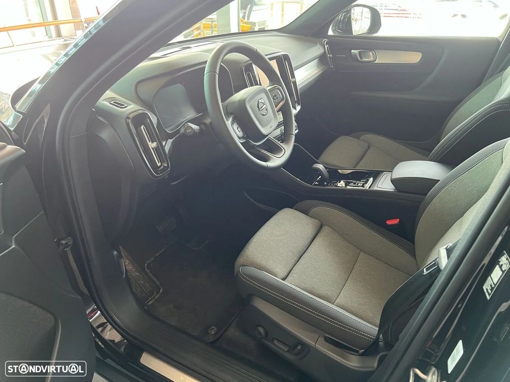 Volvo XC 40 2.0 B3 Plus Dark - 10