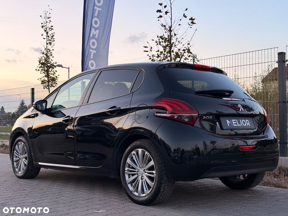 Peugeot 208 - 7