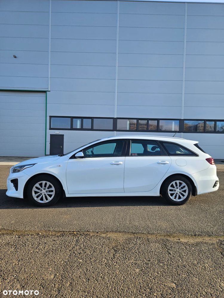 Kia Ceed - 4