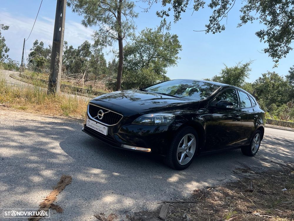 Volvo V40 2.0 D2 Momentum - 2