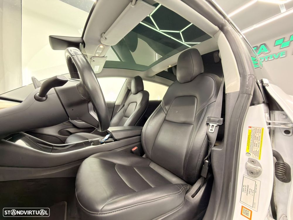 Tesla Model 3 Performance Dual Motor AWD - 21