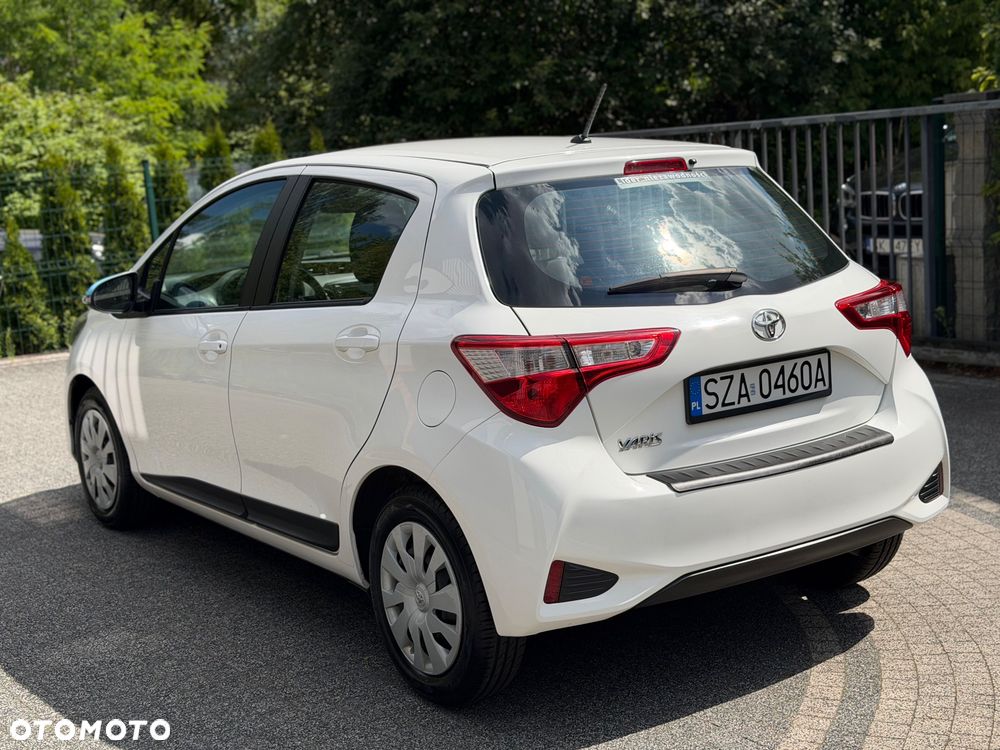 Toyota Yaris - 5