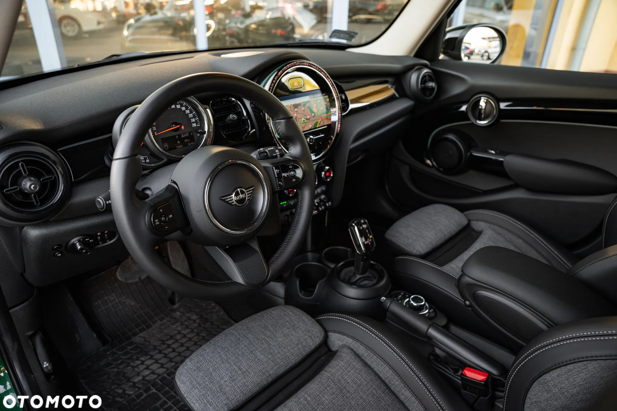 MINI Cooper Classic Trim - 19