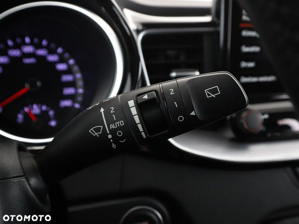Kia XCeed 1.4 T-GDI OPF DCT7 SPIRIT - 37