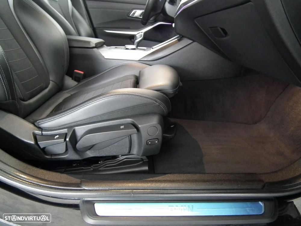 BMW 320 d Line Sport Auto - 12