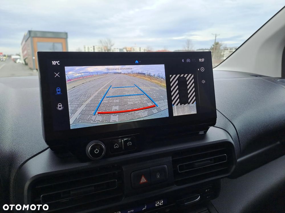 Toyota Proace City Verso 1.5 D-4D VIP - 24