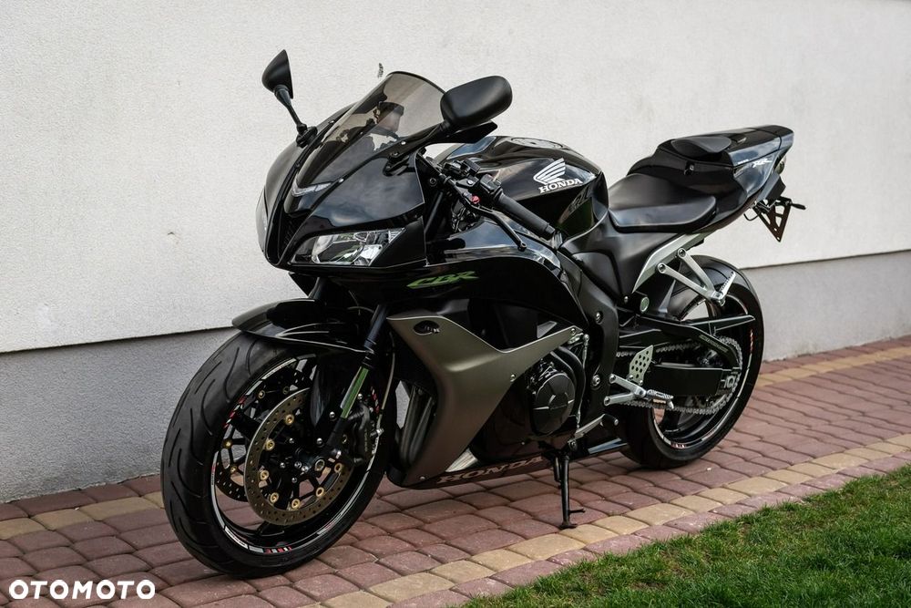 Honda CBR - 6