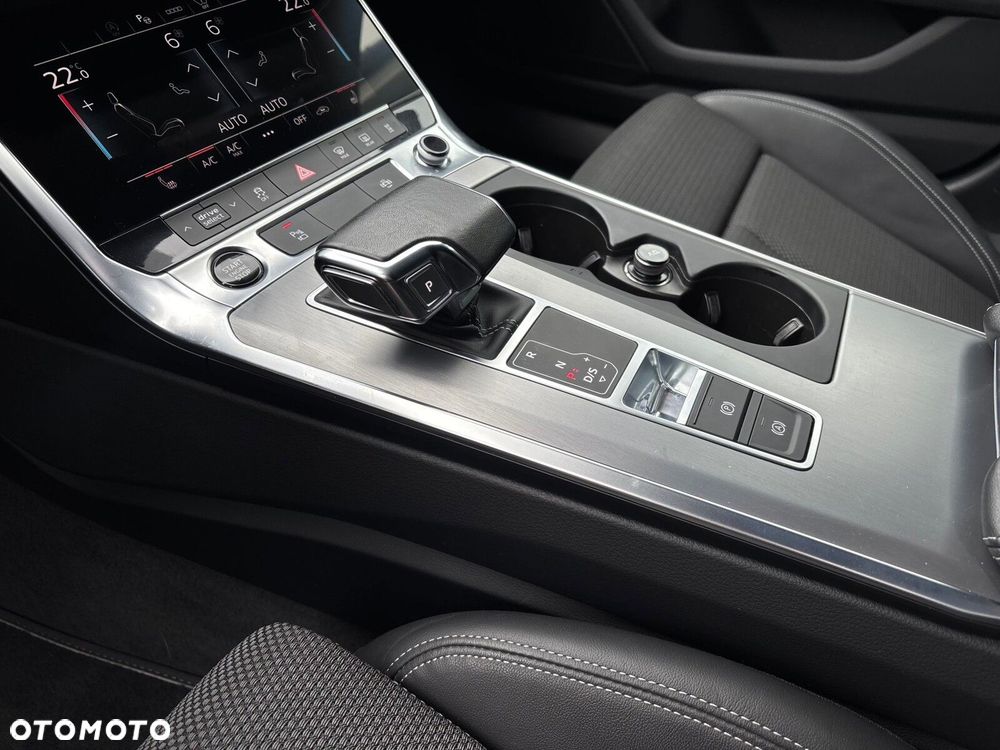 Audi A6 Avant - 18