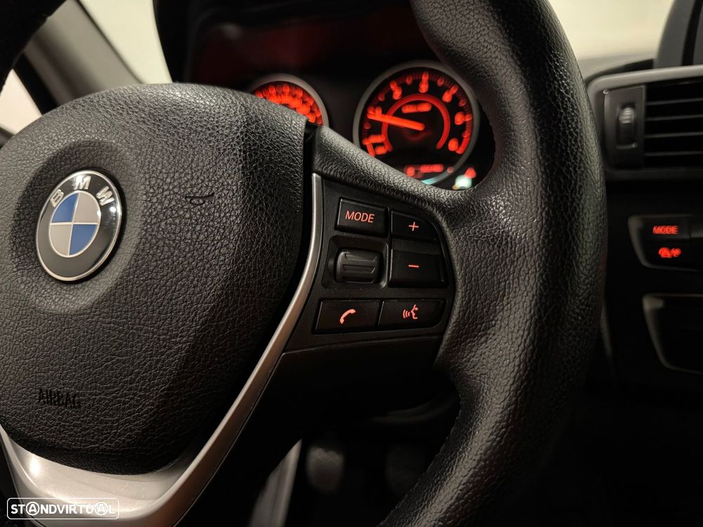 BMW 116 d EDynamics Line Sport - 42