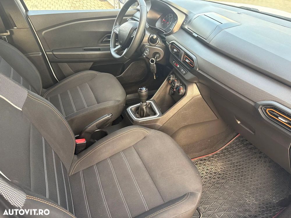 Dacia Sandero ECO-G 100 MT5 Expression - 22