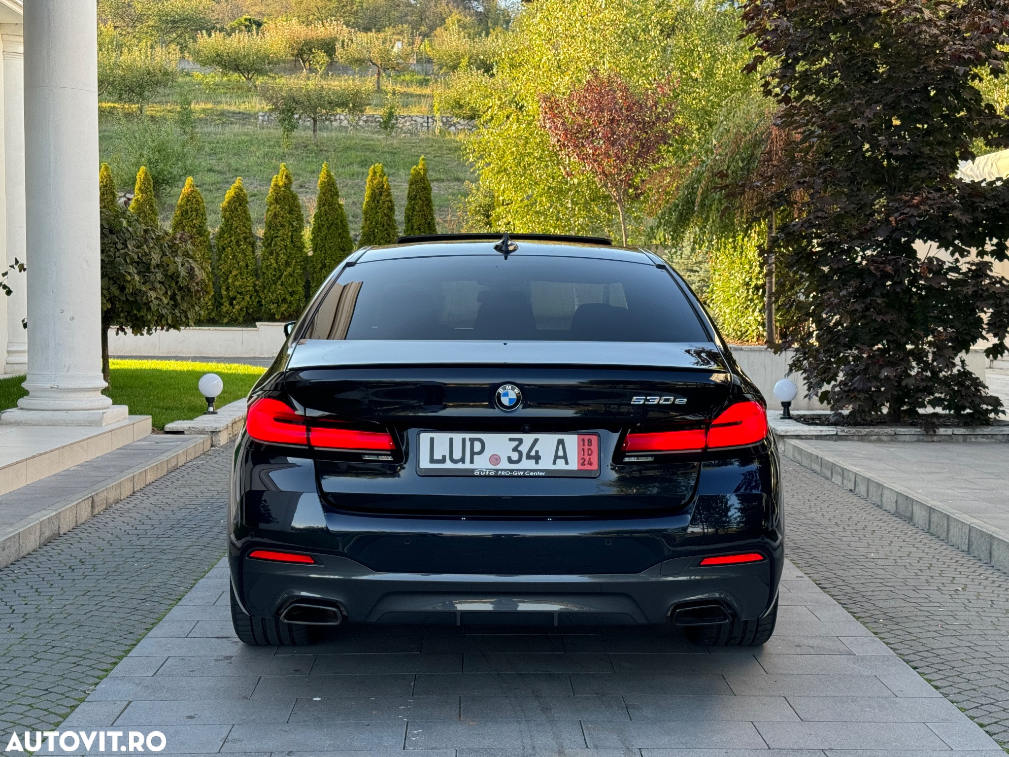 BMW Seria 5 530e Aut. - 4