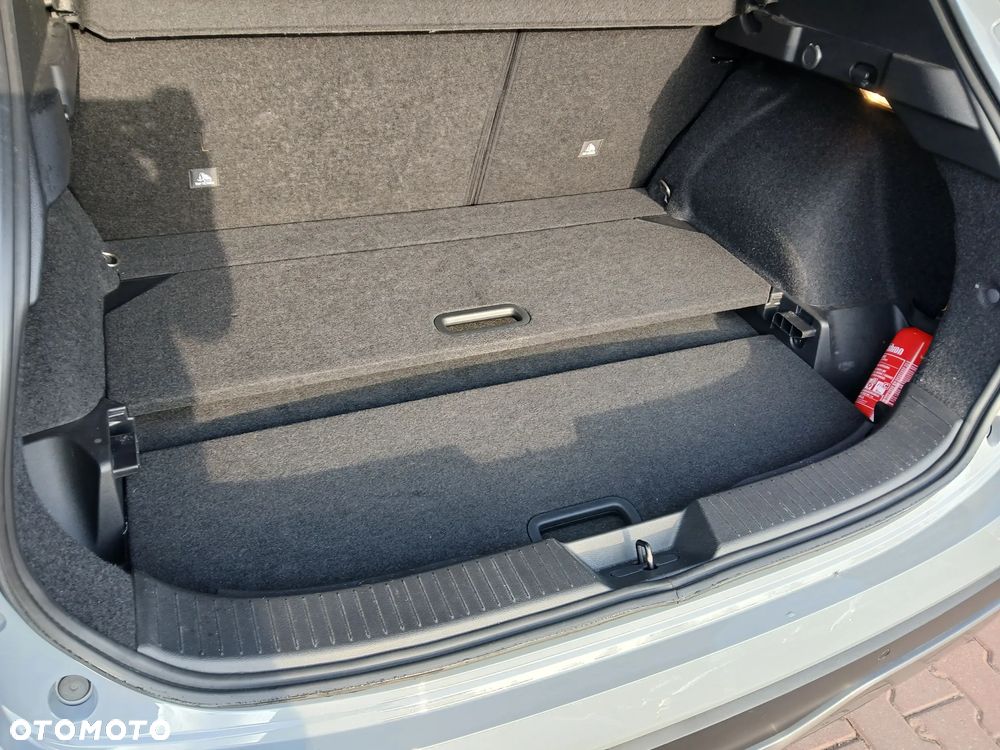 Nissan Qashqai 1.3 DIG-T mHEV N-Connecta Xtronic - 12