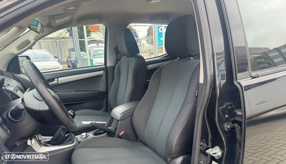 Isuzu D-Max 4x4 Cabine Dupla Custom - 8