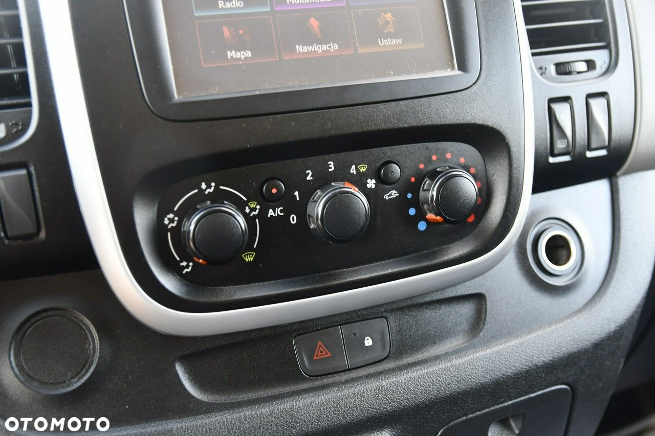 Renault Trafic - 24