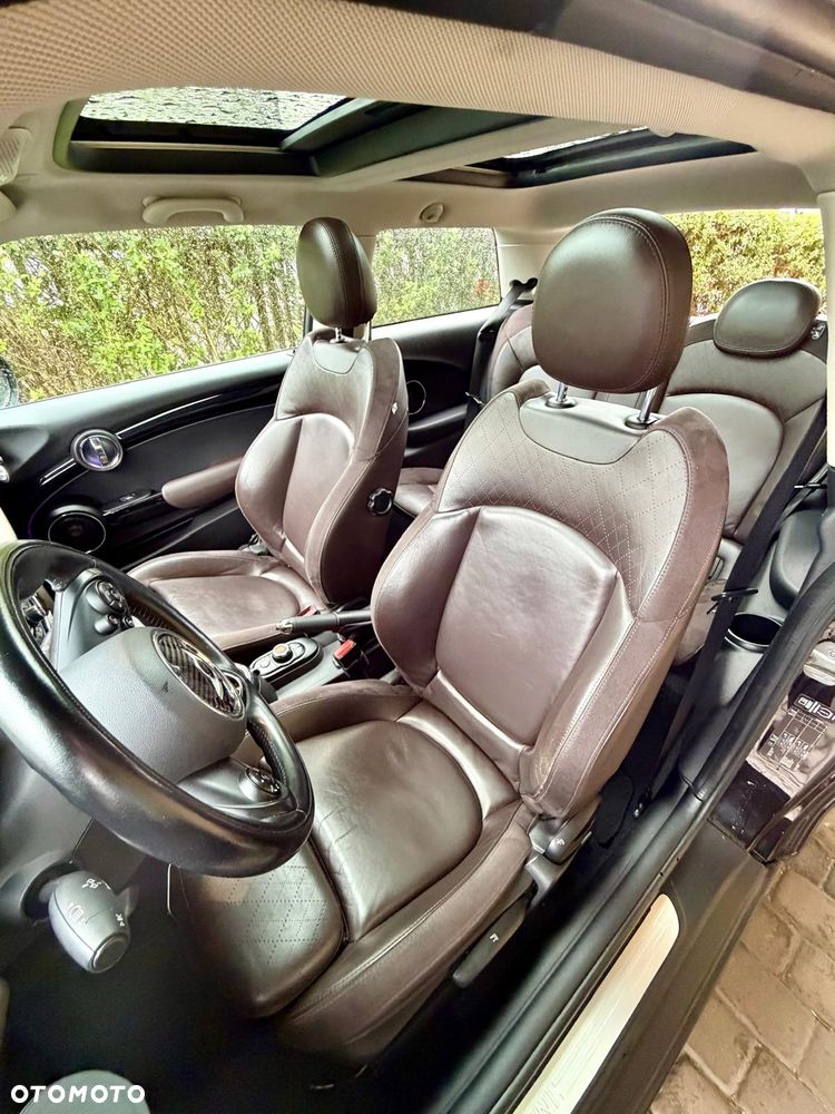 MINI Cooper Standard - 18