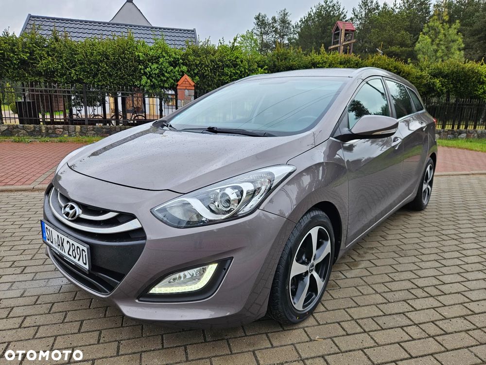 Hyundai i30 blue 1.6 GDI Trend - 1