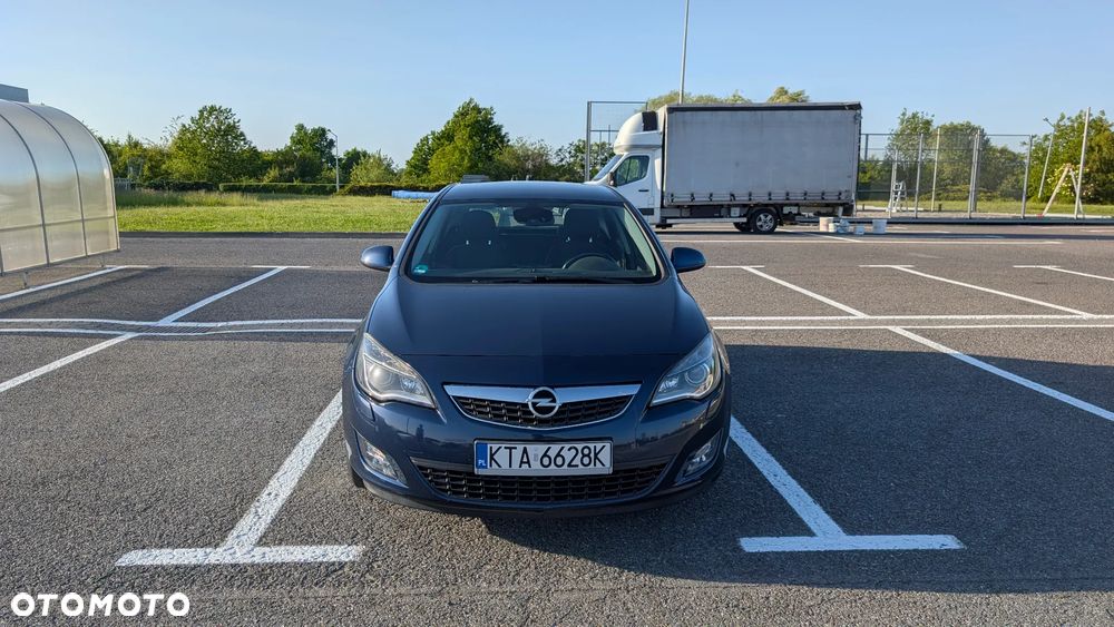 Opel Astra 1.4 T Cosmo - 7