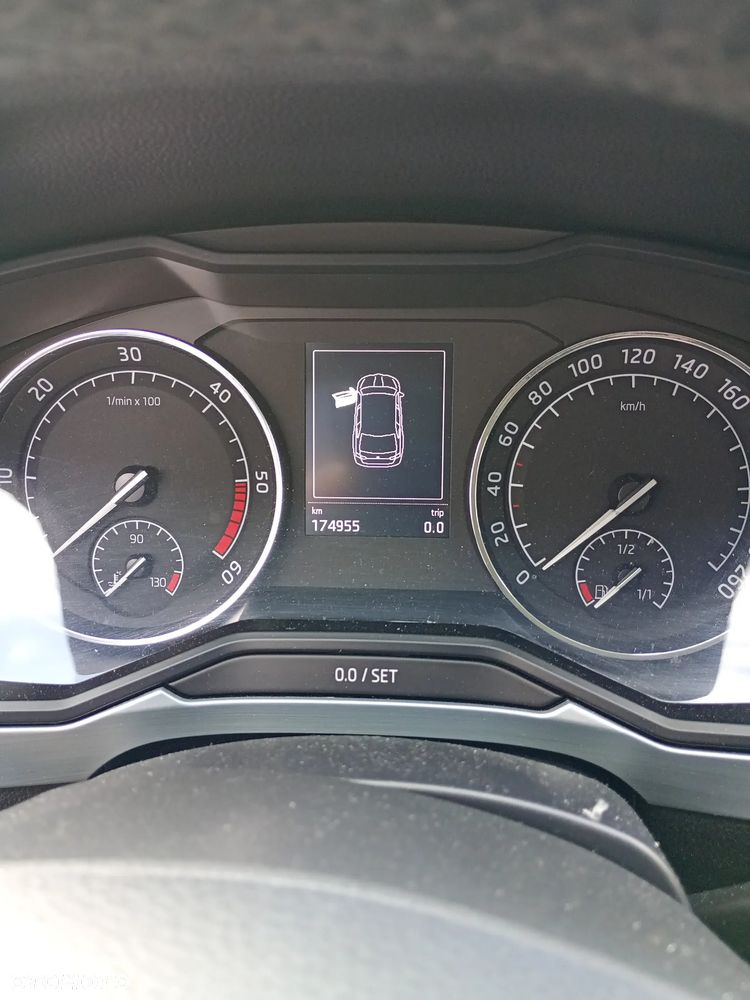 Skoda Superb 2.0 TDI Ambition - 7