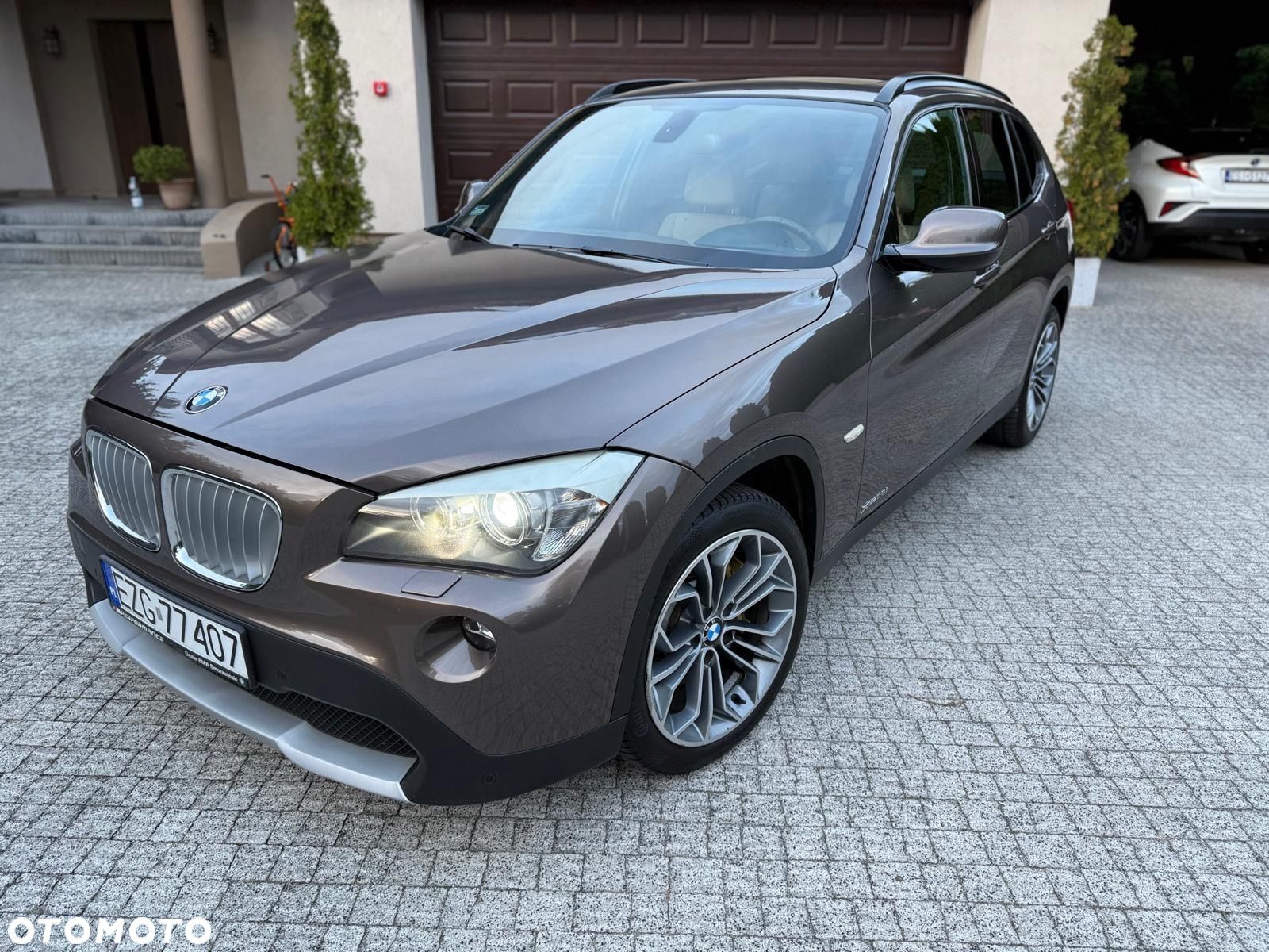BMW X1 xDrive28i - 1